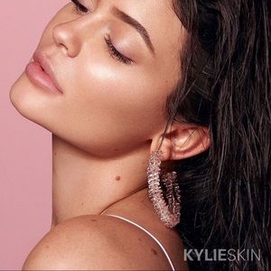 Bauble Bar Rigid Lucite Hoop Earrings